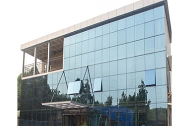 集裝箱做的辦公樓，辦公環(huán)境美美的！